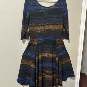 Signature by Robbie Bee Black and Blue Long Sleeve Dress